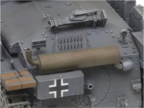 Vista 5 de Tamiya 35369 1/35 Tanque alemán Lt Panzerkampfwagen 38t Ausf E/F