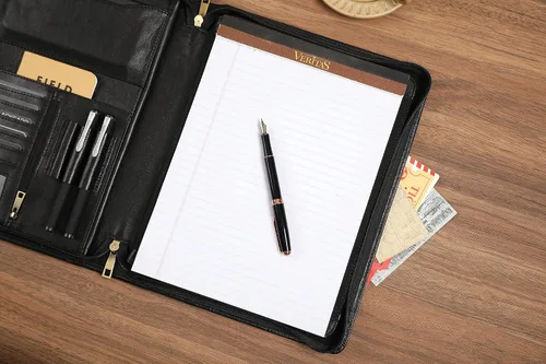 Vista 6 de Portafolio de cuero para iPad Pro/Air de 13/12.9/11 pulgadas, soporte de cuero grabado con soporte para iPad para bloc de notas tamaño carta Negro