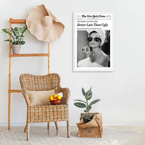 Vista 3 de FBKDVC Funky Girl - Póster estético de preppy, lienzo moderno en blanco y negro, arte de pared, póster de periódico para mujeres, impresión