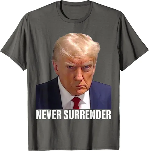 Vista 64 de Camiseta Pro Trump Mugshot Never Surrender para hombre y mujer, Negro