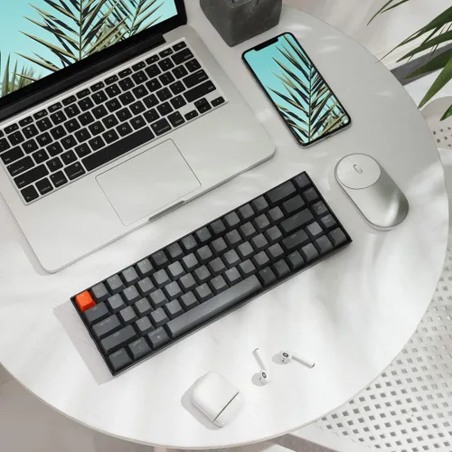 Vista 7 de Keychron K6 Teclado mecánico inalámbrico con Bluetooth 5.1con cable intercambiable en caliente, 65% compacto RGB de 68 teclas, interruptor marrón