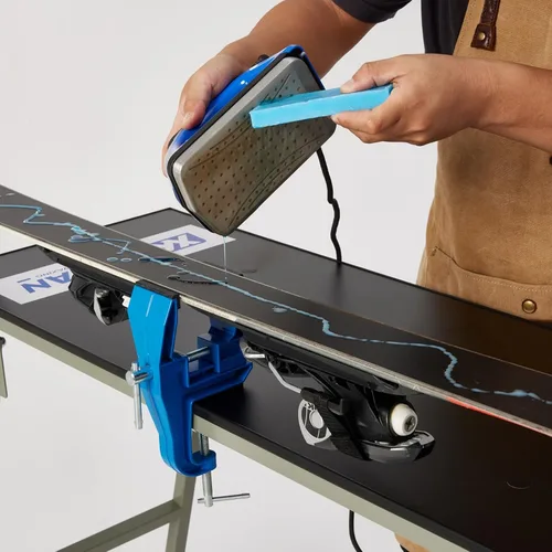 Vista 2 de XCMAN Plancha de encerado de esquí snowboard 120 V 800 W con placa base con hoyuelos y buena precisión de control de temperatura termosta