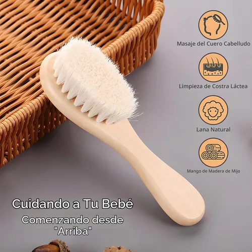 Vista 2 de Paquete de 2 cepillos de pelo de bebé con mango de madera y cerdas de cabra súper suaves para recién nacidos y niños pequeños