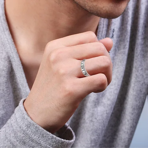 Vista 5 de CVRAVO Anillo vikingo de plata de ley 925 con runas vikingas, anillos giratorios para la ansiedad para hombres, aliviar el estrés, joyería de regalo