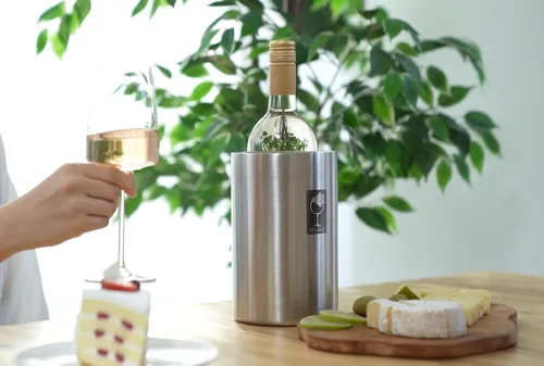 Vista 7 de Cubo enfriador de vino con piedra de hielo inoxidable, cubo de champán para botella individual de 25.4 fl oz de frío hasta 5 horas, cubo enfriador