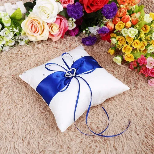 Vista 5 de Tyenaza Almohada portadora de anillo, almohada de anillo de boda de 7.8 pulgadas, soporte para anillo azul real, cojín de doble corazón