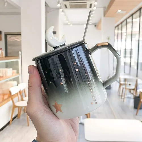 Vista 4 de Arawat Bonita taza con tapa de estrella y luna 3D, tazas de café divertidas de 14.2 fl oz/14 onzas, tazas de té con cuchara y posavasos, taza