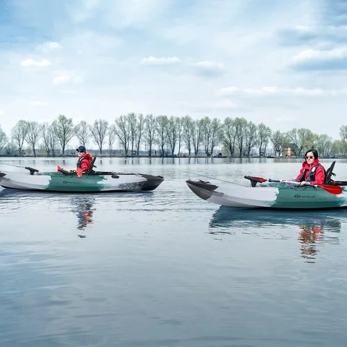 Vista 8 de Goplus Kayaks de pesca para adultos, 9.7 pies, kayak de turismo recreativo para una persona con paleta de aluminio, 4 soportes para caña de pescar