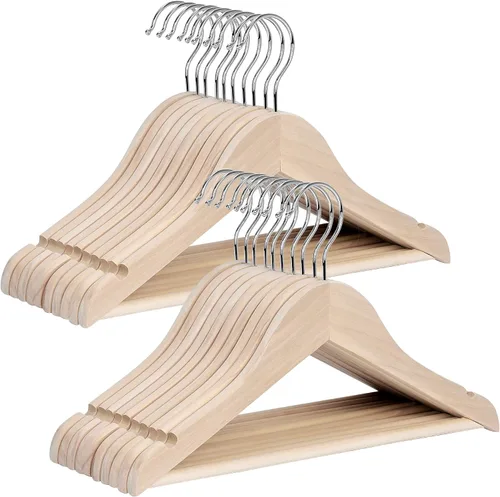 Vista 10 de StorageWorks - Perchas de madera, paquete de 30 perchas de madera de loto con barra para pantalones Perchas de madera de loto maciza, superficie
