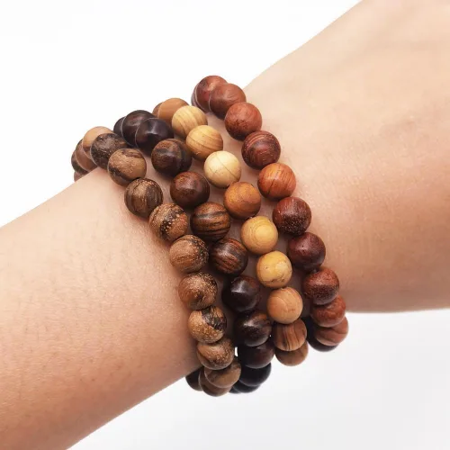 Vista 7 de INSPIRELLE 8 pulseras elásticas de madera natural con cuentas para hombres y mujeres