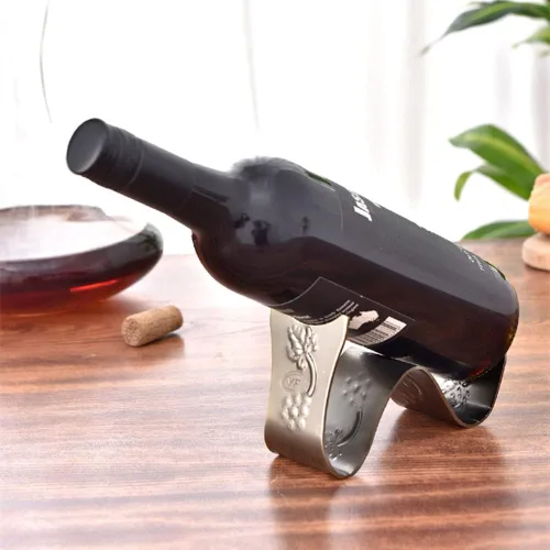 Vista 8 de Fantasee Soporte de vino con cadena colgante, soporte mágico de acero inoxidable, soporte para botellas de vino, regalo novedoso para decoración
