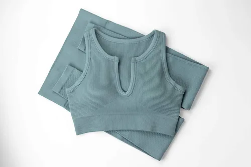 Vista 7 de QINSEN Conjuntos de entrenamiento para mujer, 2 piezas, acanalados, sin costuras, sin mangas, cintura alta, leggings de yoga