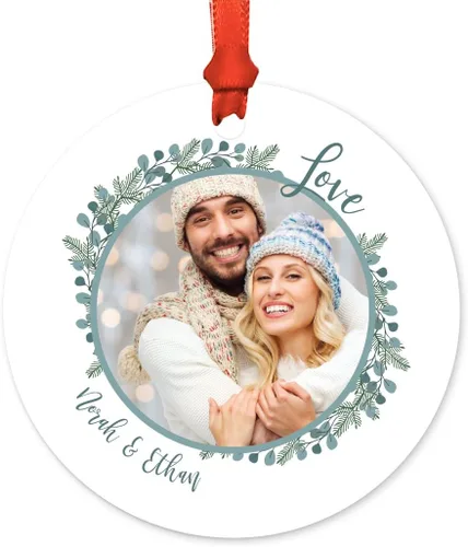 Vista 9 de Andaz Press Adorno de Navidad de metal personalizado con foto, bebé, corona dorada de vacaciones, fecha del nombre del bebé, 1 paquete, incluye