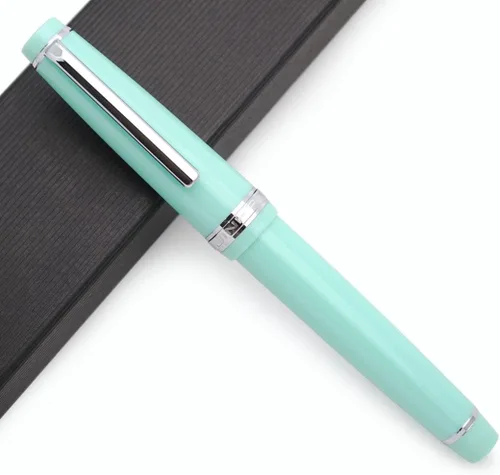 Vista 13 de JINHAO 82 - Pluma estilográfica con clip plateado (punta F 0.020 in, verde aguacate)