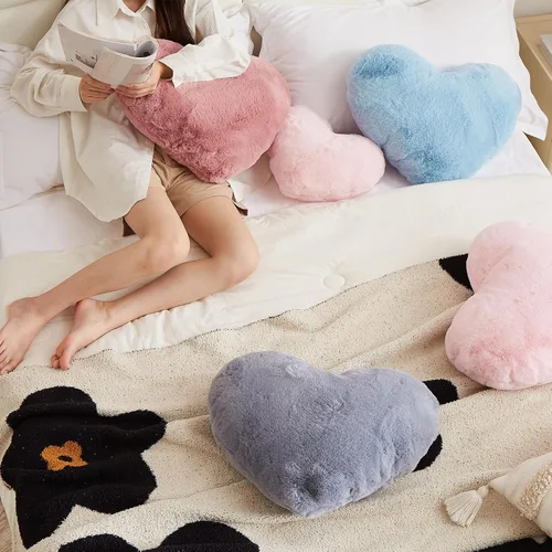 Vista 3 de YRXRUS Almohadas de corazón, almohada en forma de corazón, pequeñas almohadas de corazón rosa polvoriento para regalos, almohadas de imitación