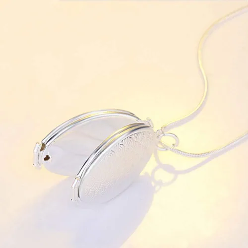 Vista 5 de Nanafast Collar con medallón de fotos expansible, collar con colgante de 4 imágenes, collares de cadena conmemorativos para mujeres y niñas, Metal