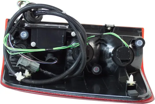 Vista 4 de TYC 11-6000-00-1 Lámpara trasera izquierda de repuesto (compatible con NISSAN TITAN), 1 paquete