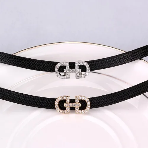 Vista 4 de MOOSKI Black Choker Necklace for Women,Adjustable Leather Velvet Choker Collar Pendant Necklace, Goth Jewelry Gifts for Girls.