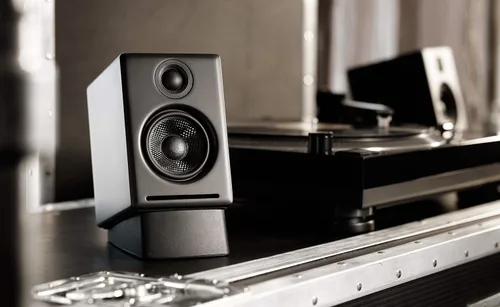 Vista 5 de Audioengine Altavoces de escritorio Bluetooth A2, estéreo compacto, negro