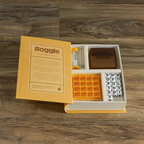 Vista 4 de WS Game Company Edición de estantería vintage Boggle