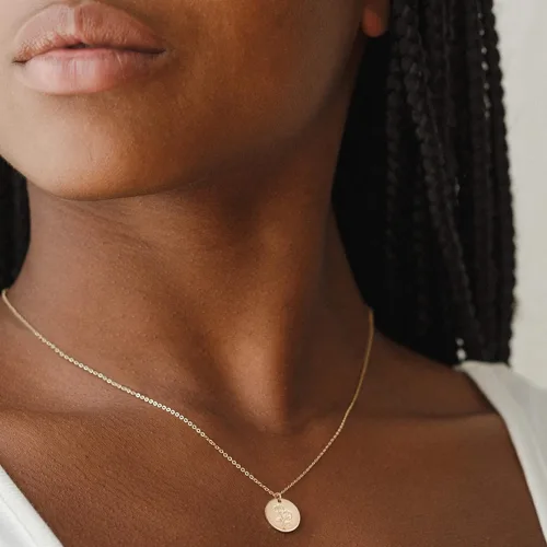 Vista 4 de MYEARS - Collar con dije de moneda para mujer, personalizado con diseño de flores del mes de tu nacimiento, chapado en oro de 14 quilates