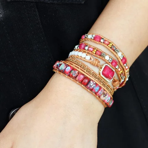 Vista 4 de YGLINE - Impresionante colección de pulseras de cuero hechas a mano