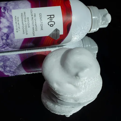 Vista 4 de Total Gem - Kit en línea Vibrancia de color prolongada, repara + nutre el cabello Vegano + libre de crueldad 22.75 onzas