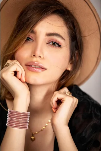 Vista 2 de Juego de pulseras de gelatina con purpurina joyas a la moda con forro de polvo dorado pulseras ligeras y bonitas para mujeres y niñas
