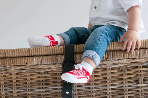 Vista 5 de Baby Boy Socks with Sneaker Shoe Look-Non-slip Gripper Soles-3 or 6 Pairs-Cotton-Gift Packaged-Baby Shower-Faux Shoelaces