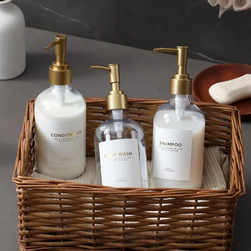 Vista 7 de Botellas dispensadoras de champú y acondicionador con bandeja de bambú Bomba Clear&gold
