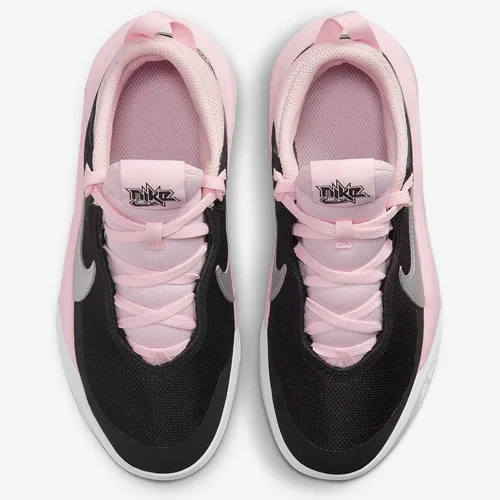 Vista 2 de Nike Team Hustle D10 (GS) - Tenis de baloncesto para niños