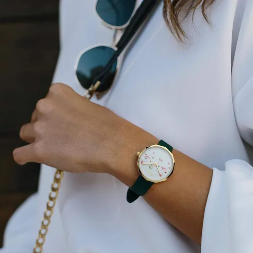 Vista 4 de Relojes de cuarzo para mujer, esfera de conchas de nácar con correa de silicona suave, reloj de pulsera pequeño con caja de regalo