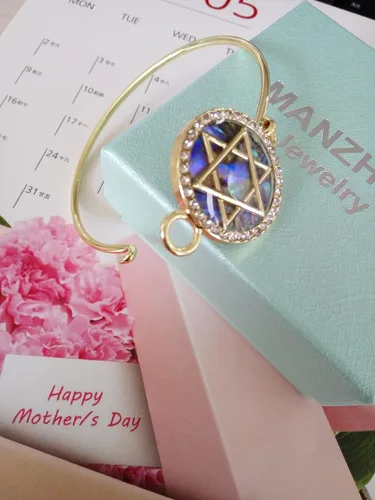 Vista 5 de MANZHEN Pulsera de cristal con diseño de estrella de David de abulón con dije judío