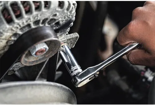 Vista 3 de DEWALT Juego de herramientas mecánicas, 84 piezas (DWMT81531)