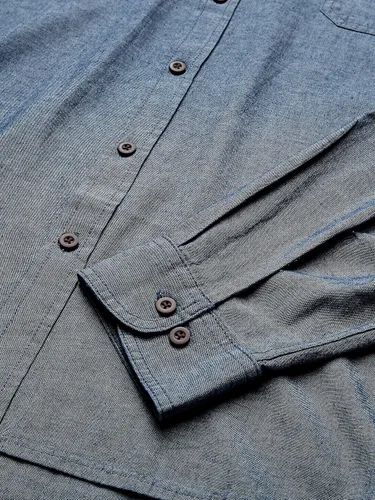 Vista 4 de Wrangler Authentics Camisa clásica tejida de manga larga para hombre, Gris
