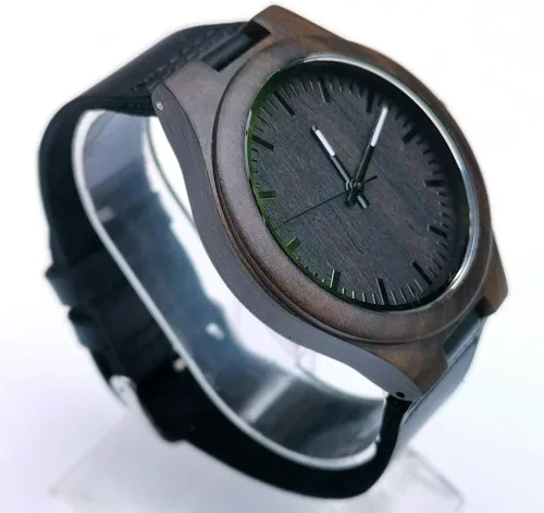 Vista 5 de Nightlight personalizado grabado reloj de madera niños casual hecho a mano reloj de madera para hombres familia amigos regalo personalizado