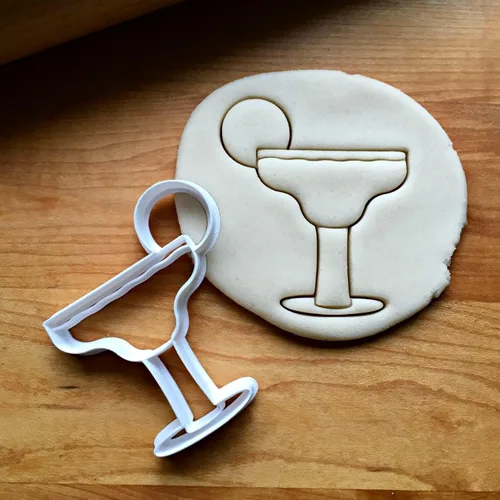 Vista 2 de Inc Margarita with Lime Cookie Cutter - Dishwasher Safe (2")