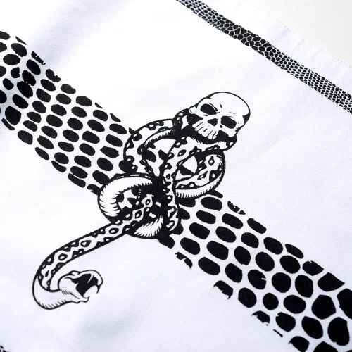 Vista 3 de Harry Potter Death Eater - Juego de manteles individuales de 4 piezas, 18 x 14 pulgadas, color blanco