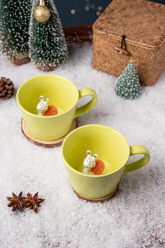 Vista 4 de Taza de Cerámica de Caracol DIHOclub Taza de Caracol Oculta con Animal 3D Dentro, Serie Jardín Figura Hecha a Mano (Verde Manzana)