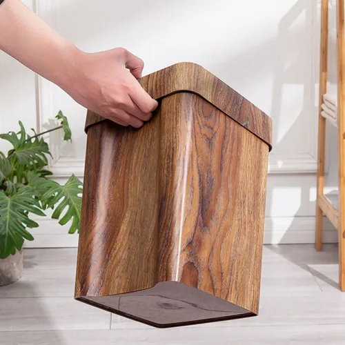 Vista 4 de Cabilock Contenedor de basura para adornos, papelera de madera con patrón de mármol, contenedor de basura de plástico, cubo de papel higiénico