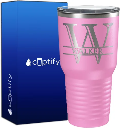 Vista 65 de Vaso personalizado de regalo de cumpleaños para mujeres y hombres, con monograma de escritura dividida, inicial y nombre grabado en negro, taza