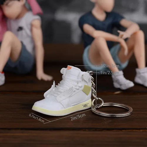Vista 2 de MPK Mini llavero de tenis Llavero de baloncesto 3D para hombres, mujeres, regalos de graduación, regalos inspiradores