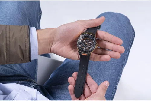 Vista 7 de Guess Reloj de cuarzo para hombre, acero inoxidable Negro/Tono Dorado/Negro