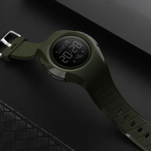 Vista 4 de Fanmis hombres LED digital deportes al aire libre militar verde PU correa impermeable multifunción relojes verde
