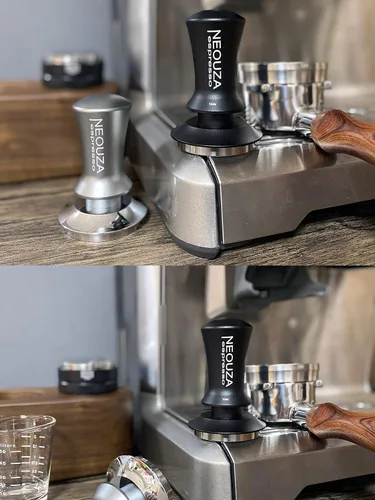 Vista 8 de NEOUZA Muelle de manipulación de café expreso cargado para herramientas de accesorios de cafetera, autonivelante antiadherente, mango refinado, base