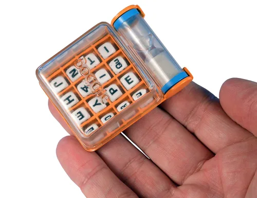Vista 3 de World's Smallest Boggle, Multi, 2 jugadores