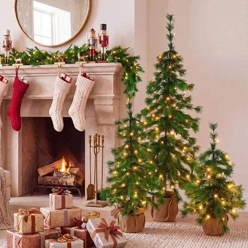 Vista 4 de Cinnvoice Paquete de 3 árboles de Navidad preiluminados con luces, aguja