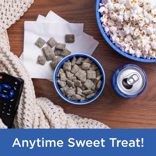 Vista 3 de Chex Mix Muddy Buddies, Mix de aperitivos de galletas OREO y crema, 9 oz