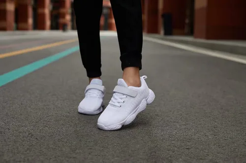 Vista 7 de YAVY Tenis unisex para niños, tenis para correr, zapatos ligeros para caminar (niñosniñosniños pequeñosniños grandes)
