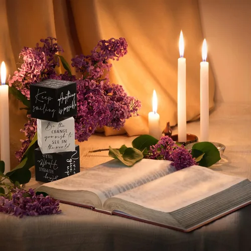 Vista 5 de Pinkunn 4 piezas inspiradoras de decoración de escritorio, regalo para hombres y mujeres, mini letreros inspiradores de madera para decoración